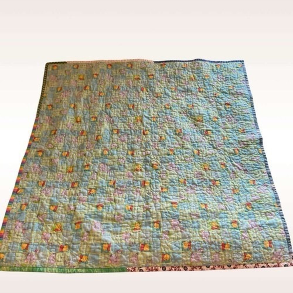 Vintage baby quilt multi colored patchwork Artwork Blanket 42"x42" - Picture 3 of 6